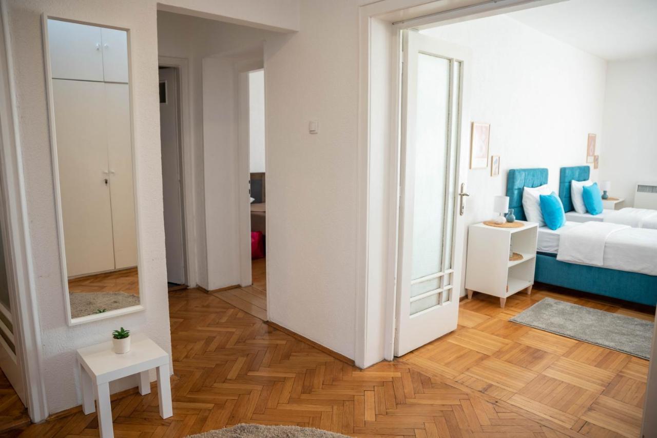 Sweet House Parlament Apartman Belgrád Kültér fotó