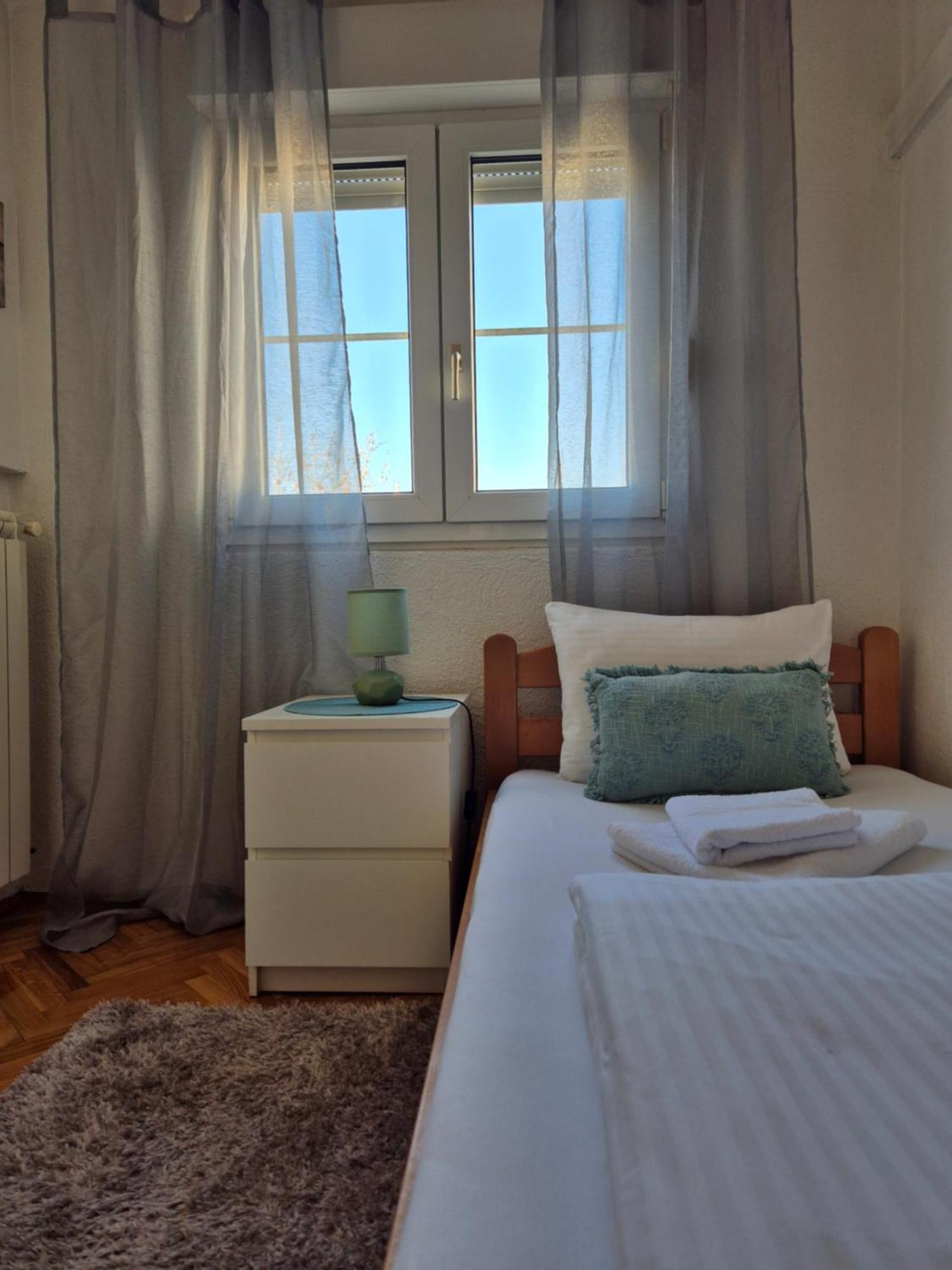Sweet House Parlament Apartman Belgrád Kültér fotó